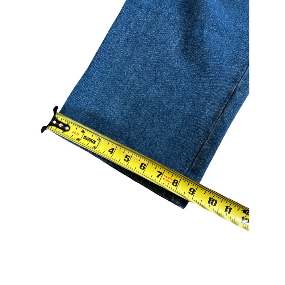 Quacker Factory Ladies Large Elastic Waist Jeans with Beaded Hearts on Leg - Picture 3 of 7